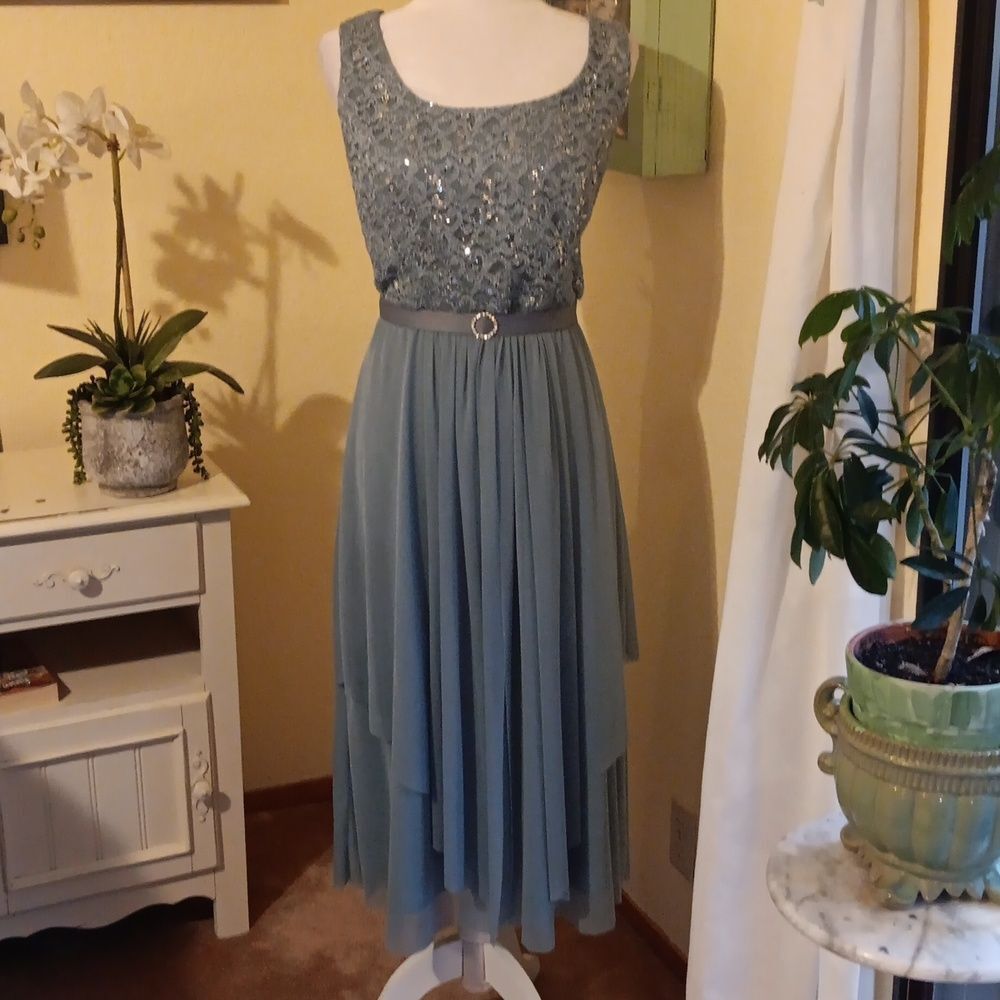 R & M Collection Dress. Bridesmaid. Mother Of The Bride